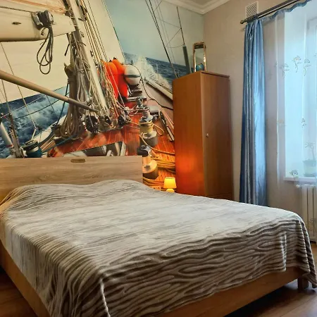 Economy Skipper Next To Deribasivska History Center Apartment *