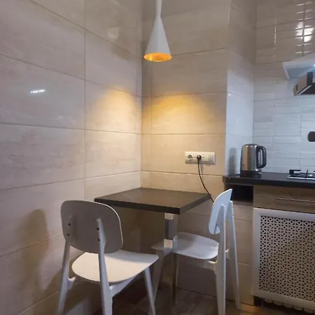 Apartment Economy Skipper Next To Deribasivska History Center Odesa