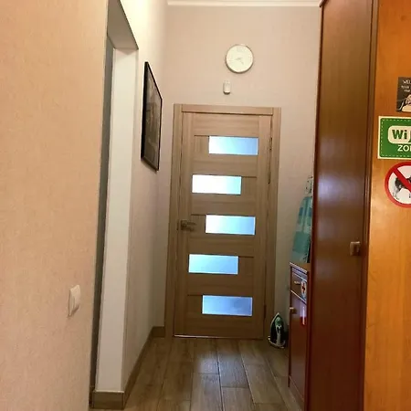 Apartment Economy Skipper Next To Deribasivska History Center Odesa