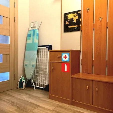Apartment Economy Skipper Next To Deribasivska History Center *